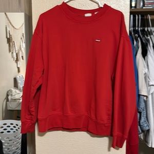 Red Levi’s Long sleeve sweatshirt, size L